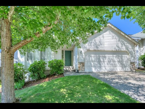 Lovely 4 bedroom in quiet Fairwood neighborhood! property video