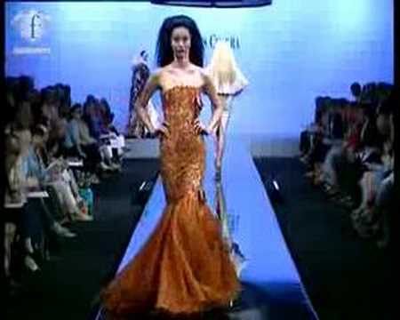 fashiontv | FTV.com - GEORGES CHAKRA HAUTE COUTURE FALL/WINTER 05/06
