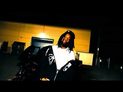 iLL CHRIS - BLACKIN OUT FEAT Tonka.XL (Official MV)