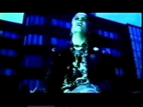 Raivopäät - Ulkona kuvioista