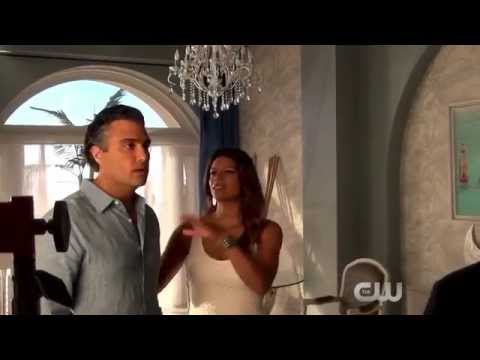 Jaime Camil nos bastidores de Jane The Virgin