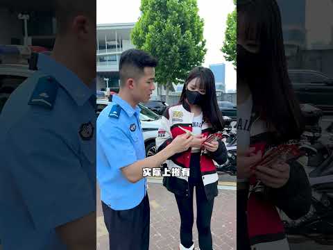 路上偶遇缉毒警，差点被带走？？ #偶遇#珍爱生命远离毒品#禁毒小哥