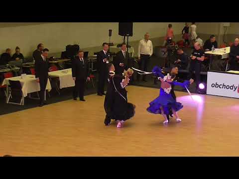 103 Roman Pecha - Eliška Koldová /MČR STT 2018/ Třinec/ Dospělí/ 2.kolo/ Slowfox