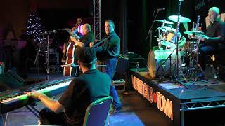 KINGCATS True Love + I Ain't Giving Up Nothing +? WILDEST CATS IN TOWN XMAS 2018