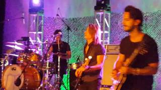 Dvicio PR &quot;Crucigrama&quot;