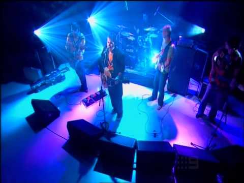 Alex Lloyd - Never Meant To Fail (live on the Footy Show)