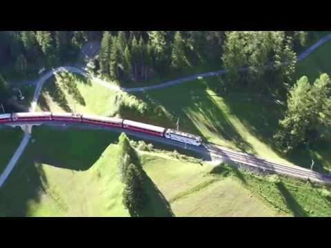 Flugaufnahme der Rhätischen Bahn (RhB) von Preda nach Bergün