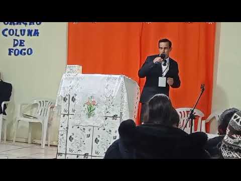 Diácono Claudinei ministrando a palavra de Deus em Pinhão- PR 