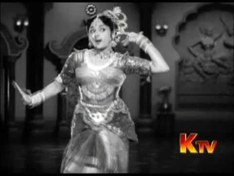 Padmini Vyjayanthimala – Kannum Kannum Kalandhu song Tamil hit movie song Vanjikkootai Vaaliban 1958