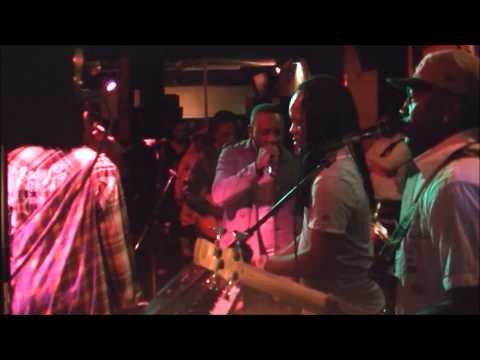 AMNEH MEGH ENT.: TAP JARIE VIERING in CAFE DE DREEF. 25-1-'14