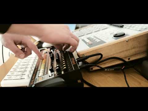 Roland TR-08 demo (with short tracks)