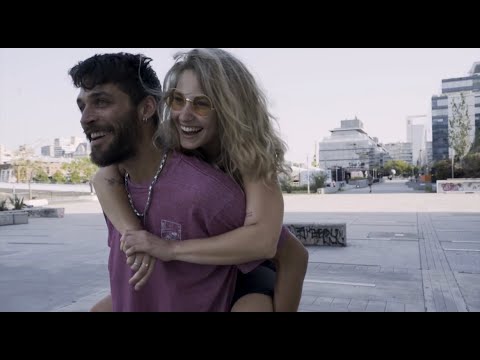 ROCÍO SIRRI - "PIEDRA Y PAPEL"  FEAT TICKY (VIDEO OFICIAL)