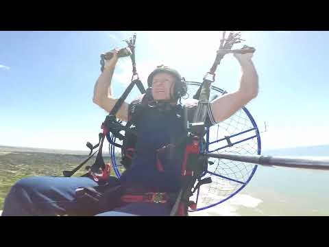 ACIDENTE PARAMOTOR = ARREBENTOU O CABO DO ACELERADOR