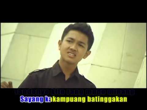 NIDIA & YOGI - BAPISAH DI BANDARA MINANG (  Delsi Roza )