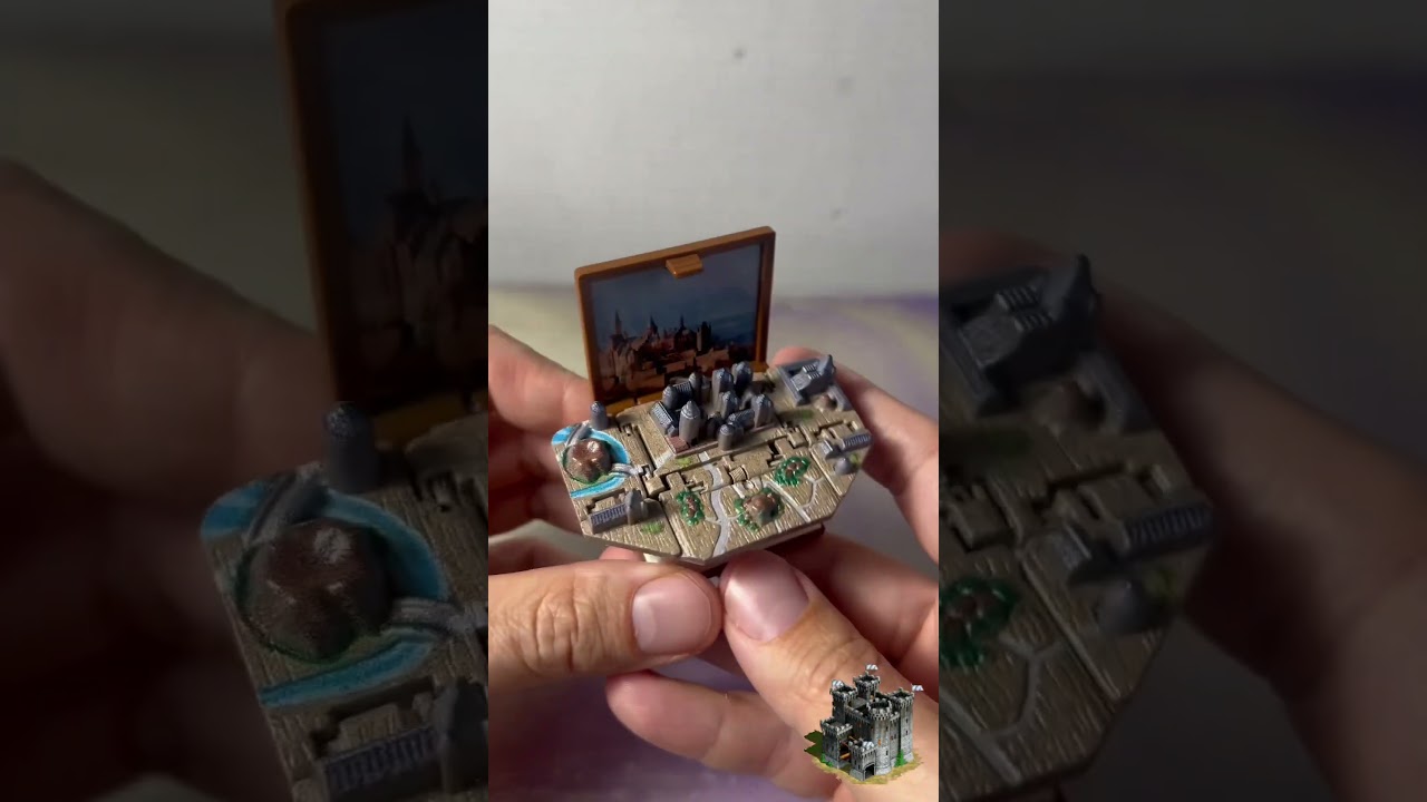 Reminds me of the Hogwarts Castle! #miniatures #minitoys #keychain #castle #hogwarts #fidget #popup