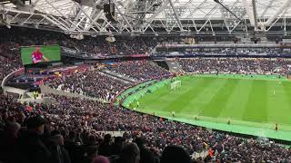 Perfect version of “I’m forever blowing bubbles” West Ham United 0-0 Chelsea FC with Kick off!