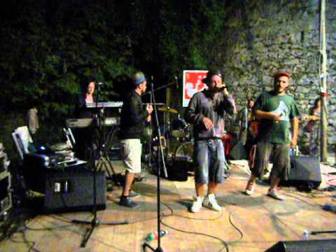 The Roots Defender feat. Reddog & BoomBuzz & Idren Lion Warriah