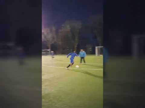 Eerste techniektraining meiden SVS MO15-1 Capelle aan den IJssel 10/03/2017