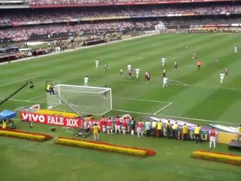 GOLAÇO DO BORGES ( 6 - 3 - 3 )