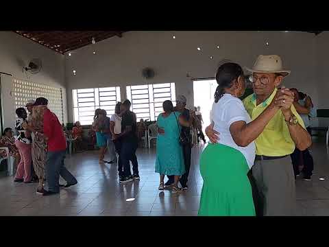 Chico Gabriel animando o forró dos idosos em Valença do Piauí dia 17/05/2026