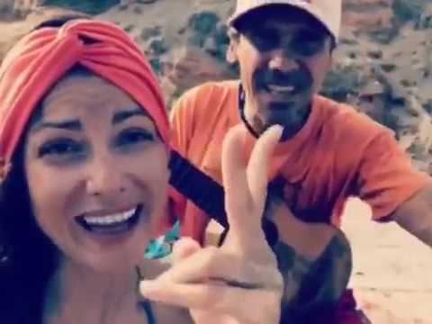 Manu Chao feat Klelia Renesi - Ti.po.ta (winds) ★ ★