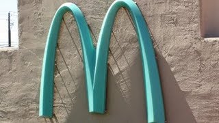 Only One McDonald&#39;s Has This Color Sign