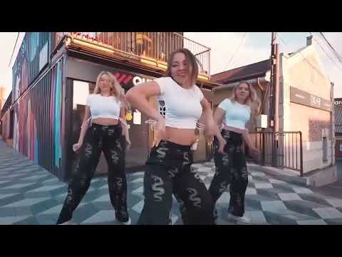 DJ Merk, DJ Combo, Maureen Sky Jones - Living On Video