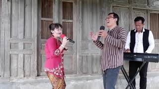 Download lagu KHARISMA CINTA BROERY M & DEWI YULL (Cover by Maria P & Tulus) mp3 Download lagu KHARISMA CINTA BROERY M & DEWI YULL (Cover by Maria P & Tulus) mp3