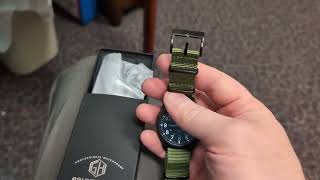 GOLDEN HOUR Men's Nylon Slip Thru Strap Watch with Military Time Easy Read Dial Glowing Hands Review