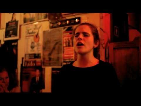 Matilde Antunes, "Fado das Tamanquinhas"