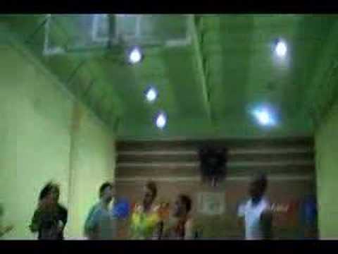 Triple en La Noche es Tuya