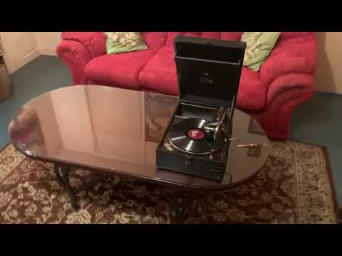 Button up your overcoat ~ Jack Hilton and his Orchestra