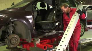 Expandable collision repair system Autorobot B5
