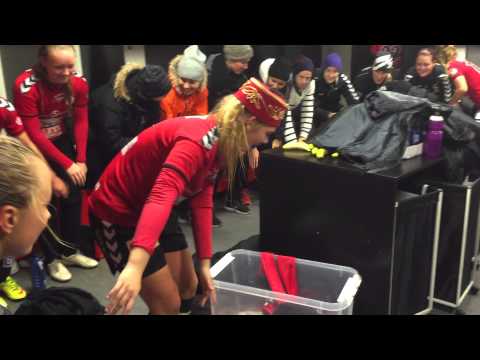 KDFF F19 firar SM slutspelsplatsen med A-laget.