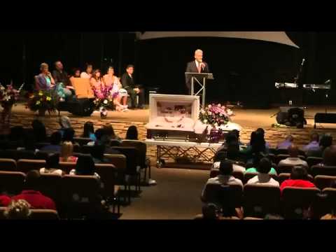 Community says goodbye to Karleen Zetina