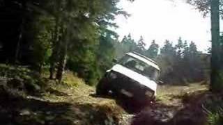 preview picture of video 'Jeep Cherokee XJ On The Greek Outdoor'
