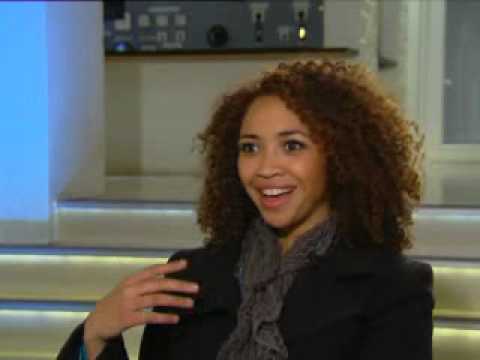 Top 10: Lynelle visits a bakery (full insert)