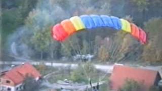 preview picture of video 'Paragliding  1989'