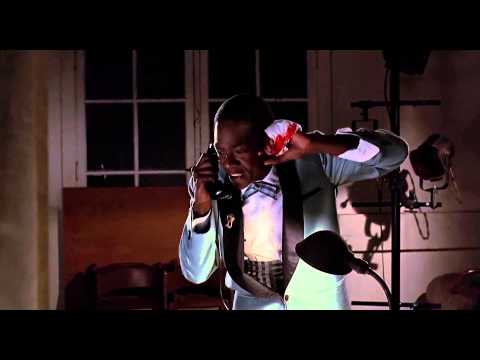 Marvin Berry llama a su primo Chuck