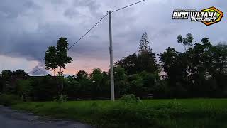 Download lagu DJ RELIGI SHOLATULLAH SALAMULLAH mp3