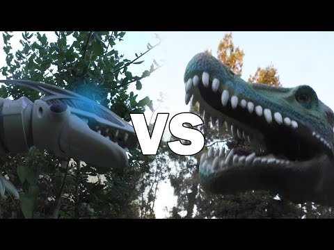 Dino Duels Ep. 9: Spinosaurus vs Roboraptor