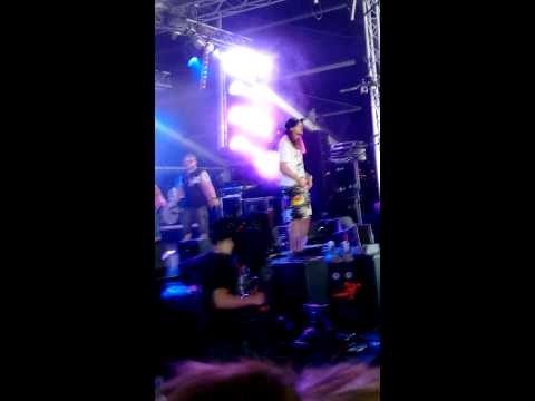 Kube x Mäkki x Adi L Hasla: Hyi @Blockfest 2015