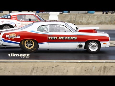 NOSTALGIA PRO STOCKS TED PETERS '73 DUSTER VS MARK PAPPAS '80 CAMARO