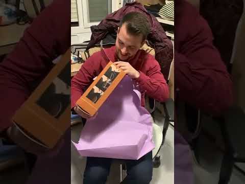🎉 BROMABOX - Reacción al abrir caja de regalo de broma - Cápsulas de cerveza 🤣