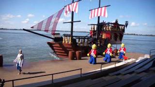 preview picture of video 'Legoland Florida Water Ski Show Preview - The Battle for Brickbeard's Bounty'