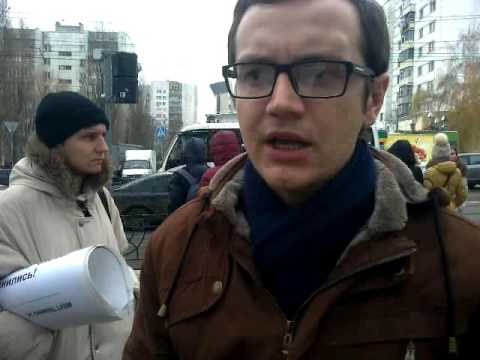 В Белгороде активисты поддержали студентов, которых превратили в соответчиков по...