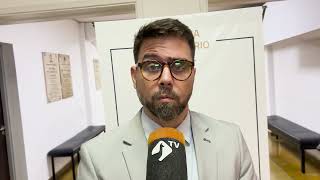 Tras 20 días de relación, lo condenaron por patear a su pareja