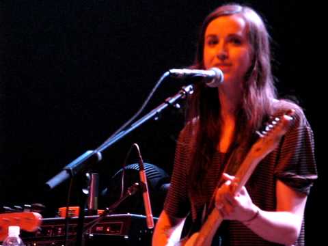 1/5 Holly Miranda - No One Just Is @ Royal Oak Theatre, Detroit, MI 3/27/10