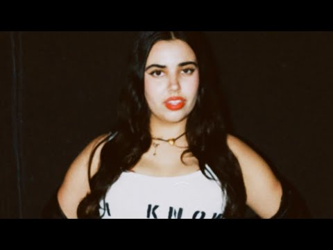 I Know You Miss Me (Official Visualizer) - Kaylee Lauren