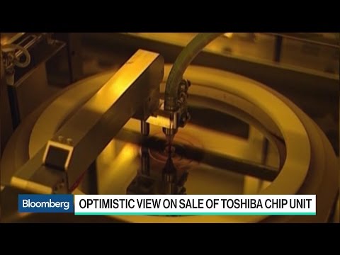 Why It’s a Good Time for Toshiba to Sell Its Chip Unit